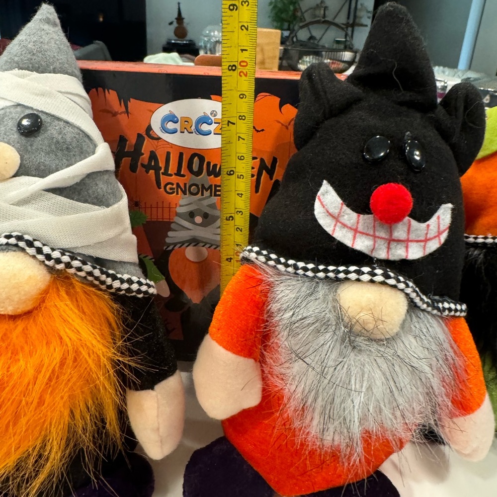 NWT set of 3 Plush Halloween Gnomes In Box - Picture 6 of 10